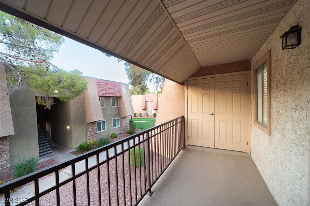5339 Indian River, Las Vegas, NV 89103