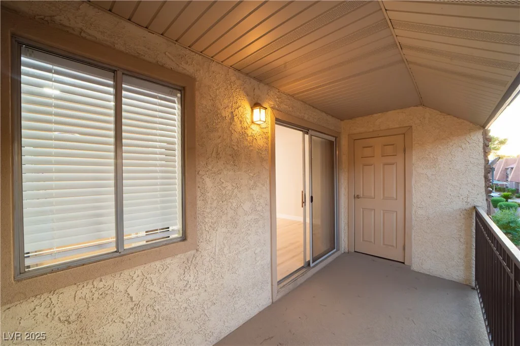 5339 Indian River, Las Vegas, NV 89103