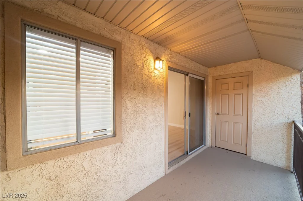 5339 Indian River, Las Vegas, NV 89103