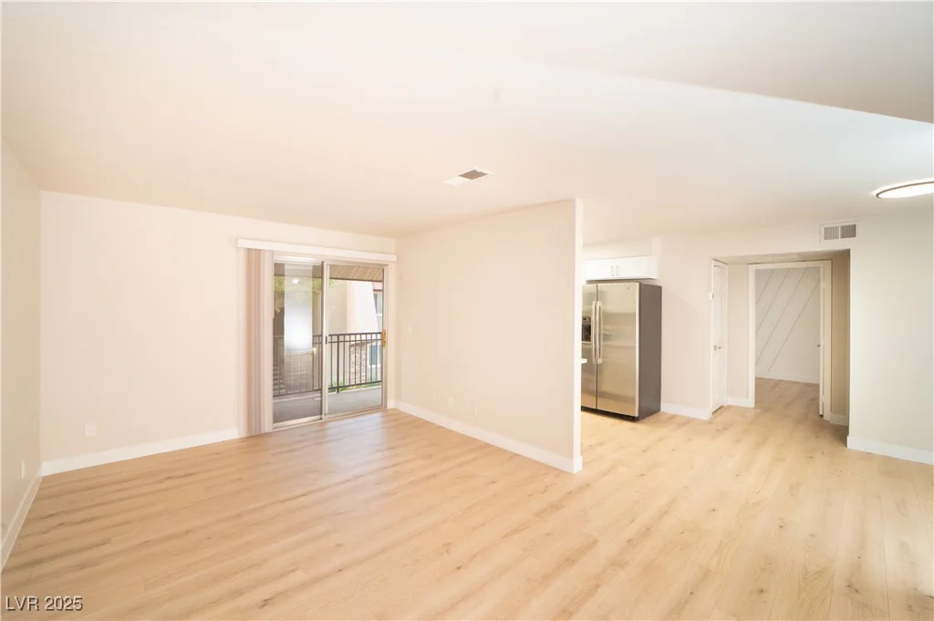 5339 Indian River, Las Vegas, NV 89103