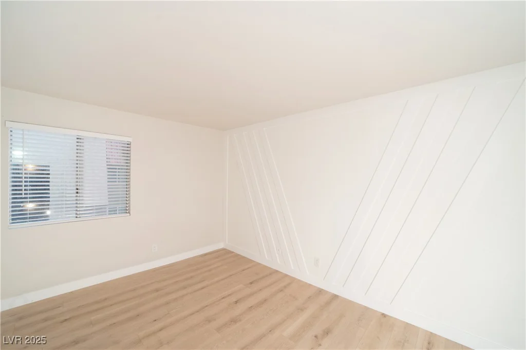 5339 Indian River, Las Vegas, NV 89103