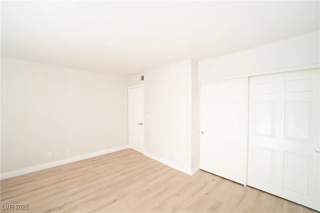 5339 Indian River, Las Vegas, NV 89103