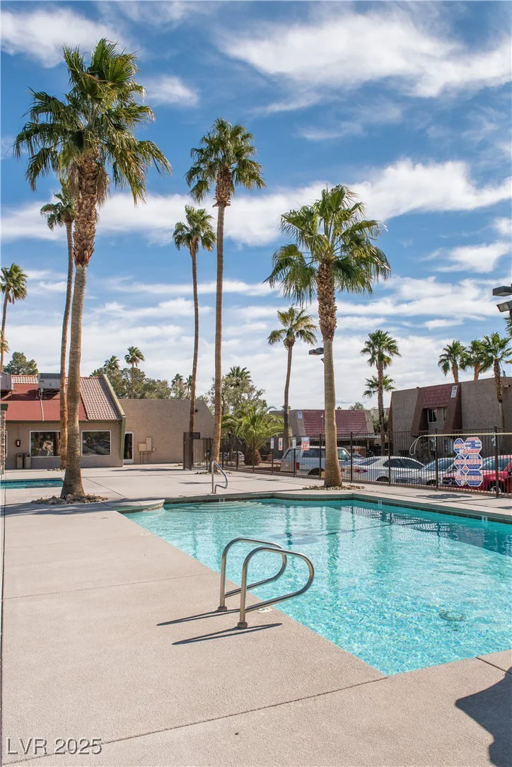 5339 Indian River, Las Vegas, NV 89103