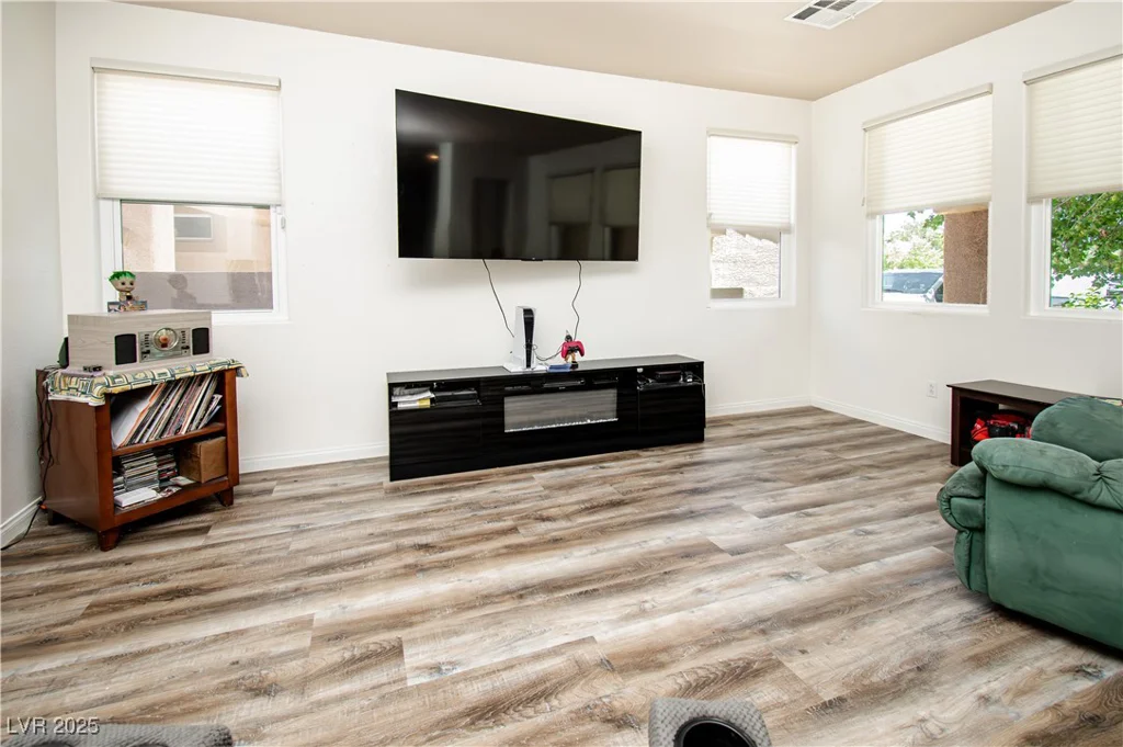 1017 Fairbury, Henderson, NV 89052