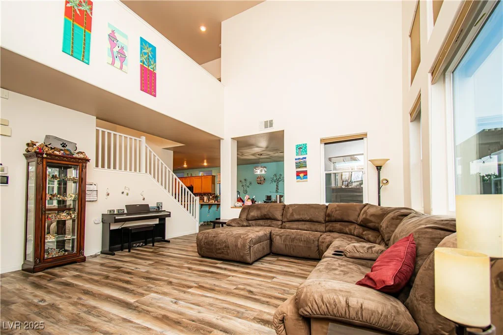 1017 Fairbury, Henderson, NV 89052