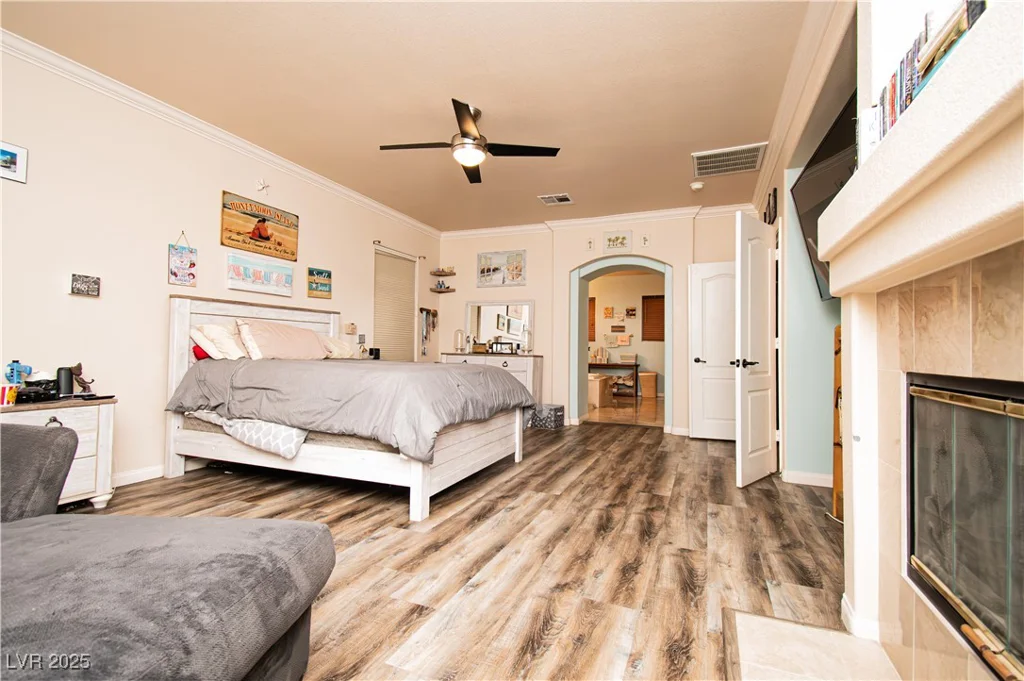 1017 Fairbury, Henderson, NV 89052