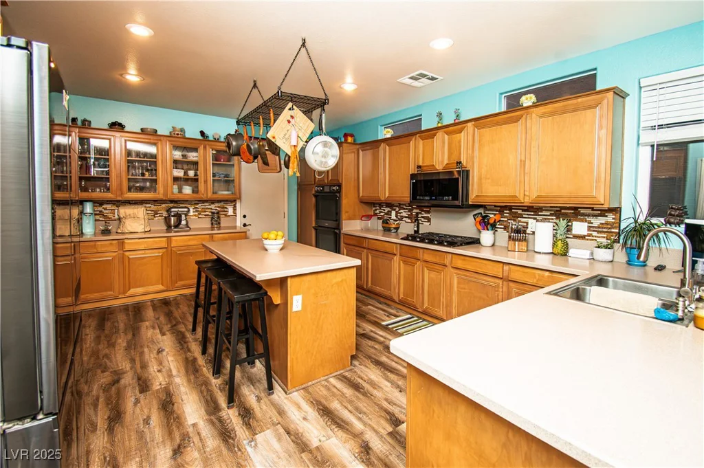 1017 Fairbury, Henderson, NV 89052