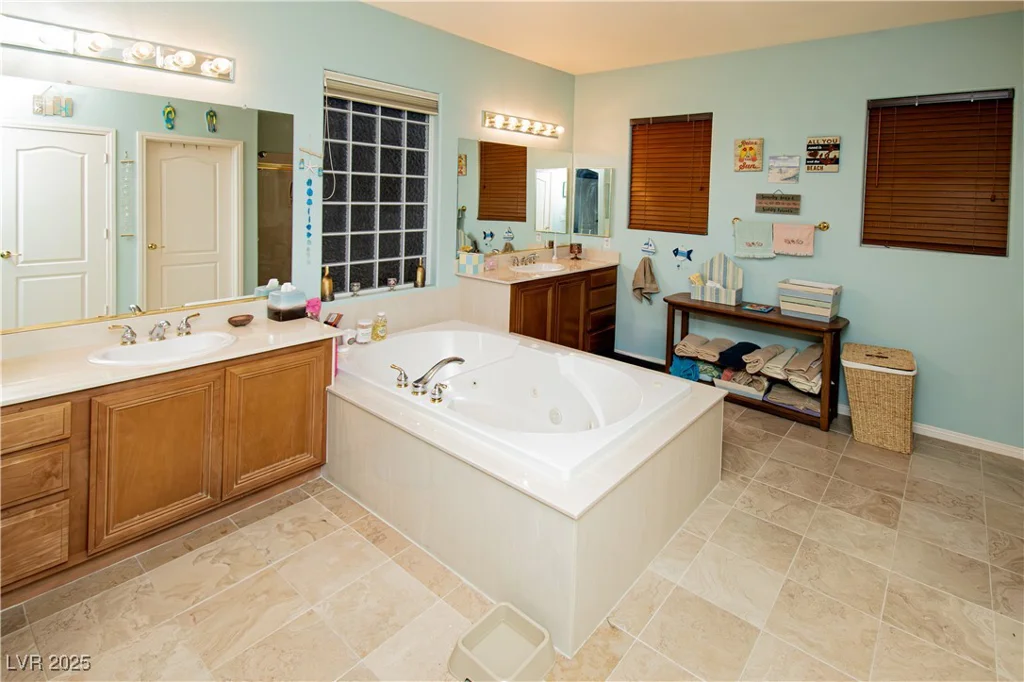 1017 Fairbury, Henderson, NV 89052