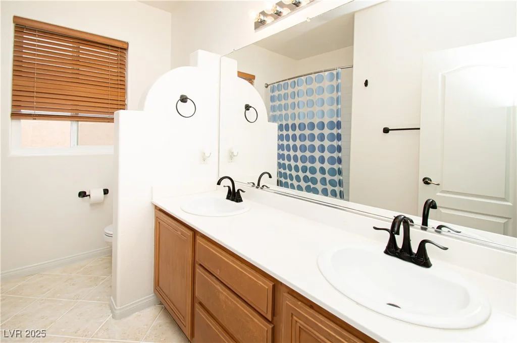 1017 Fairbury, Henderson, NV 89052