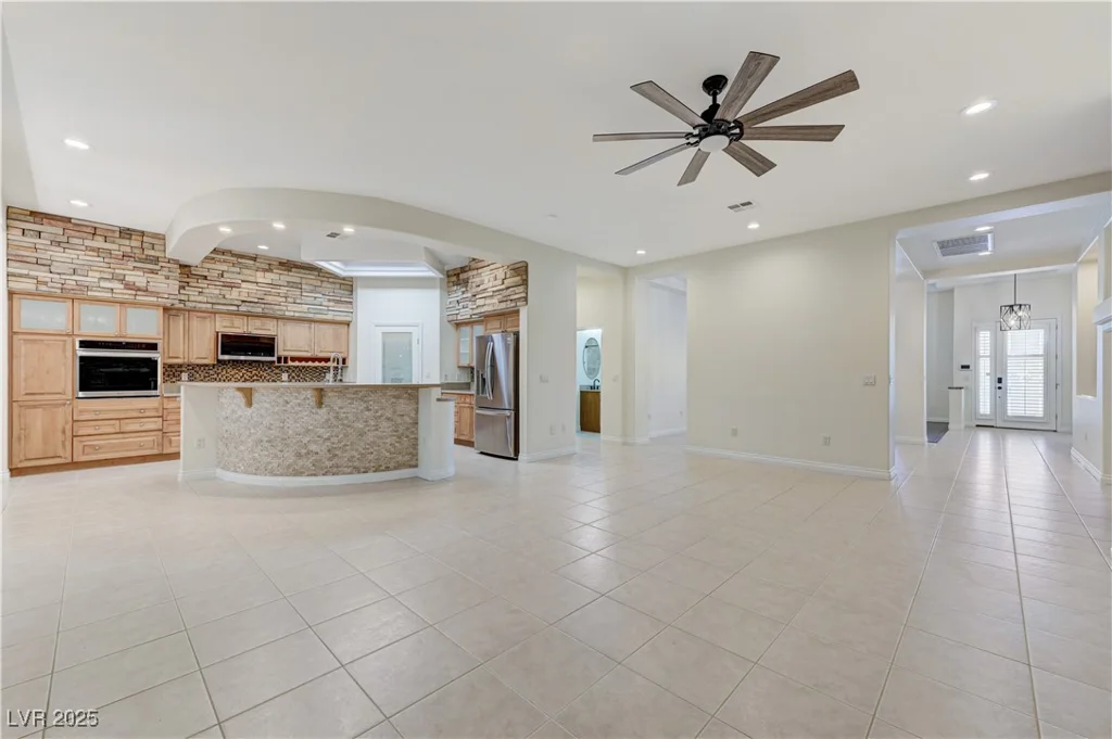 3365 Badura, Las Vegas, NV 89118