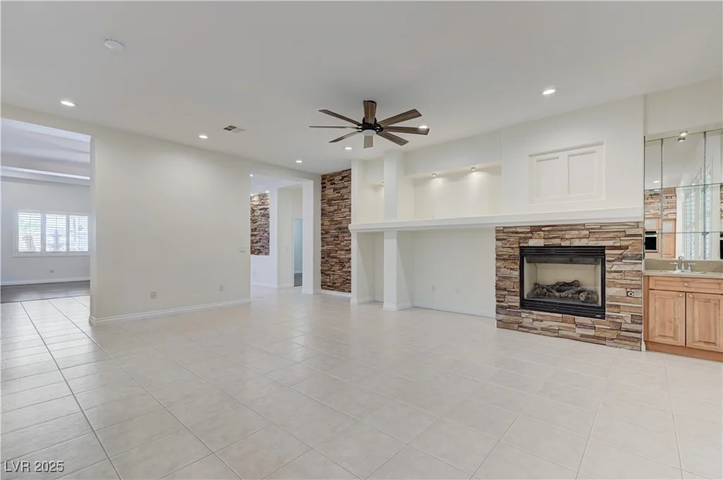 3365 Badura, Las Vegas, NV 89118