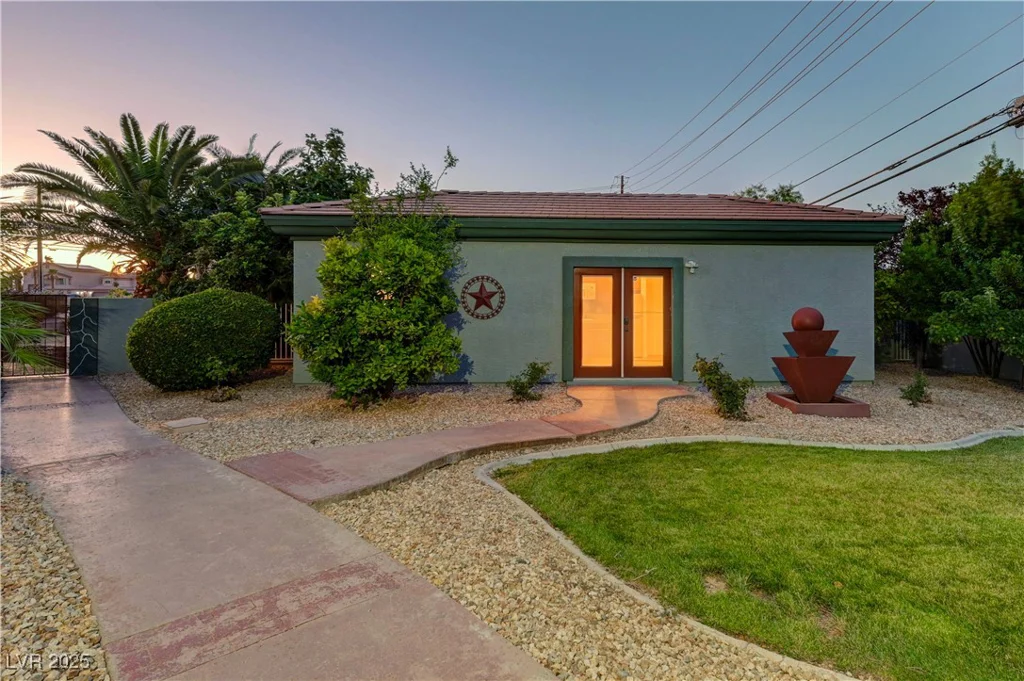 3365 Badura, Las Vegas, NV 89118