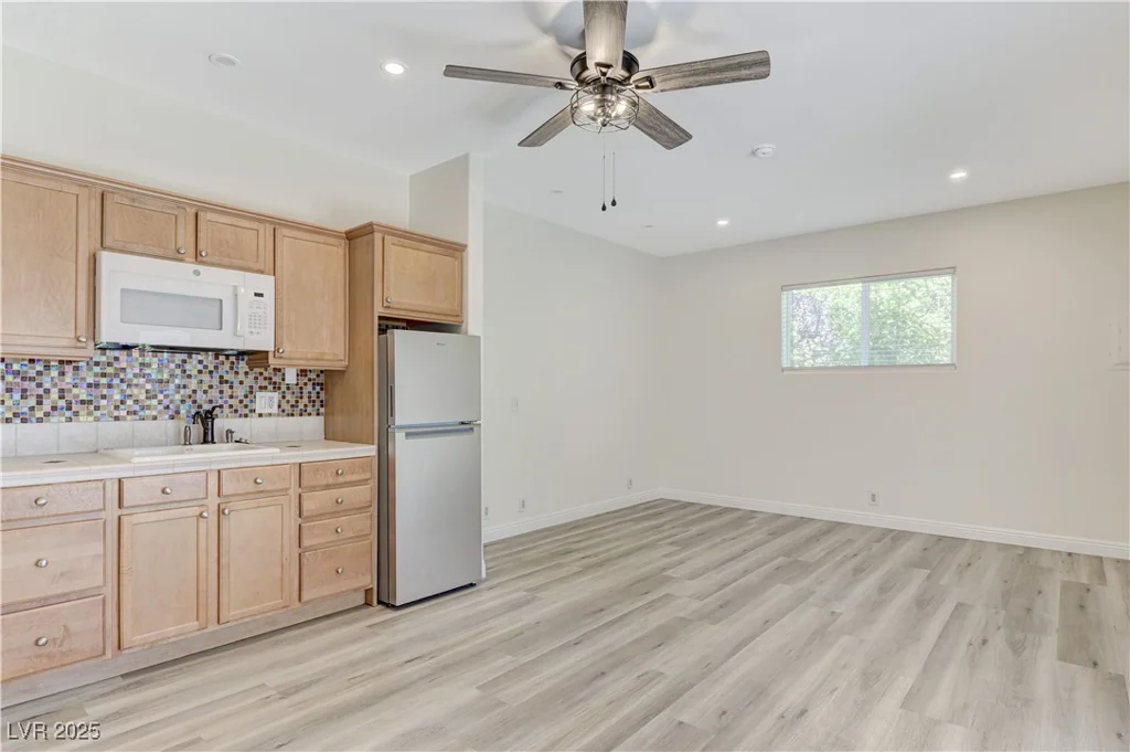 3365 Badura, Las Vegas, NV 89118