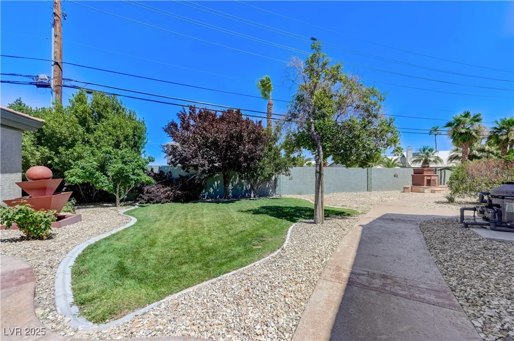 3365 Badura, Las Vegas, NV 89118