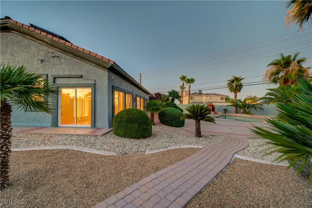 3365 Badura, Las Vegas, NV 89118