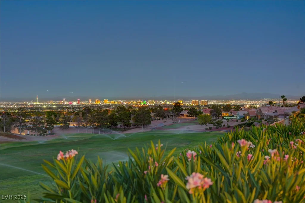 2124 Bay Tree, Las Vegas, NV 89134