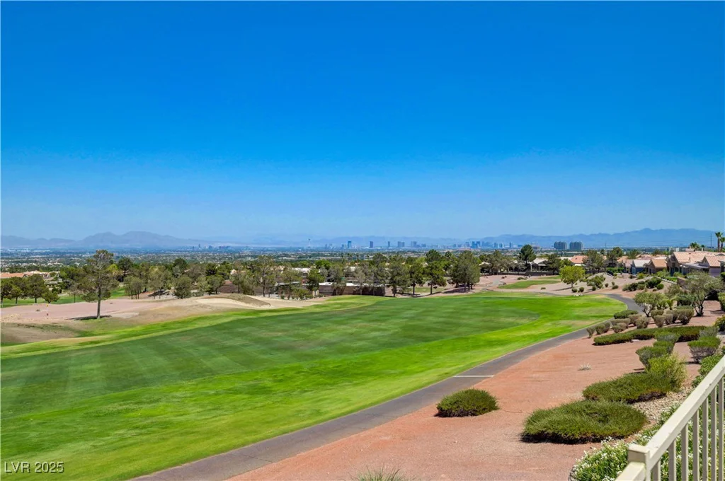 2124 Bay Tree, Las Vegas, NV 89134
