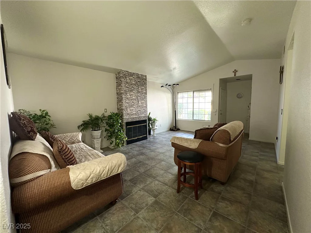 5449 Bugle, Las Vegas, NV 89108