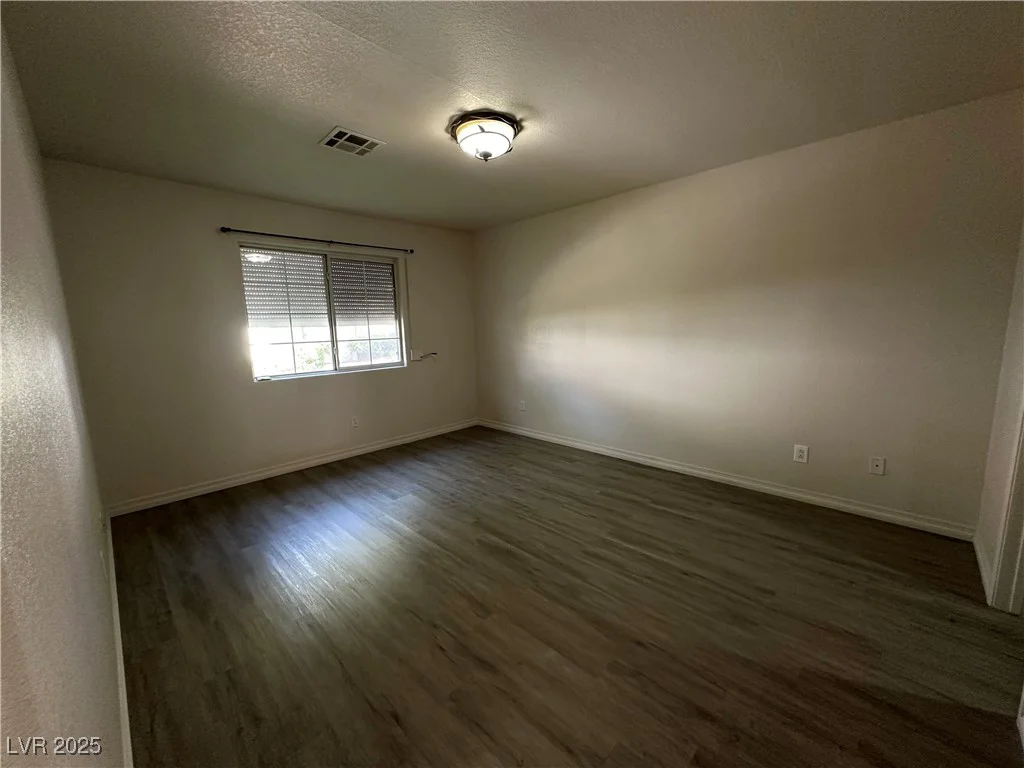 5449 Bugle, Las Vegas, NV 89108