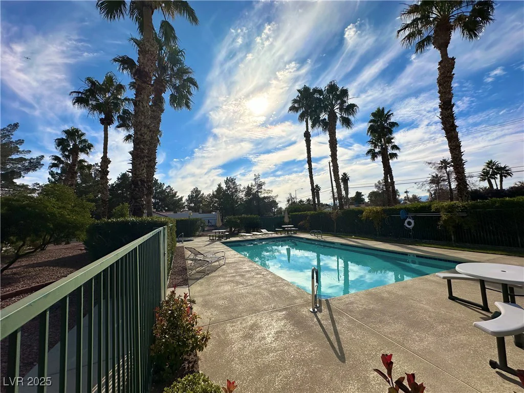 5449 Bugle, Las Vegas, NV 89108
