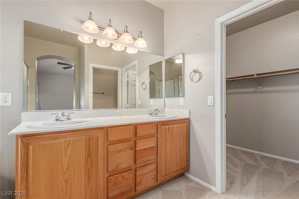8266 Lincoln Valley, Las Vegas, NV 89123