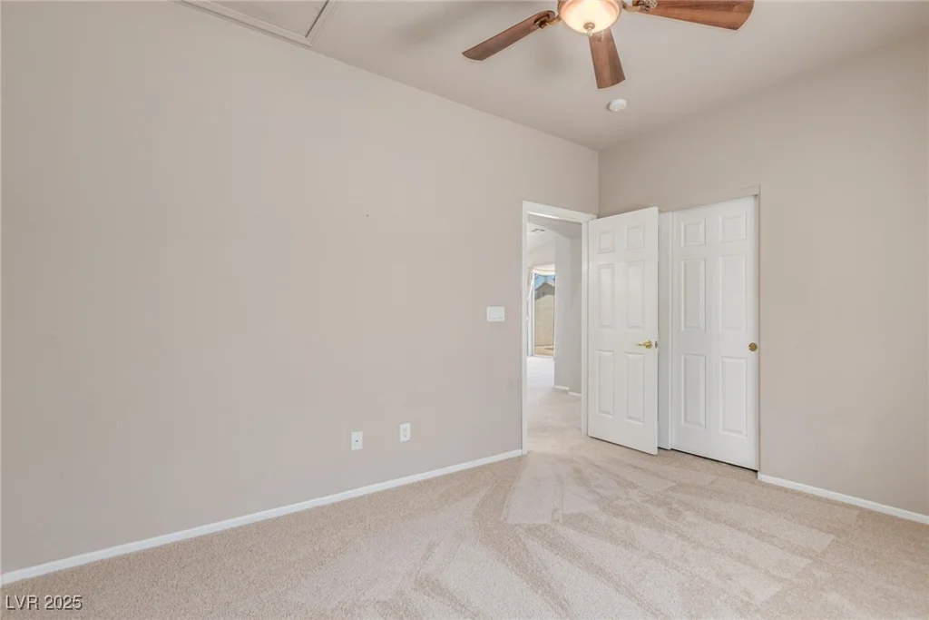 8266 Lincoln Valley, Las Vegas, NV 89123