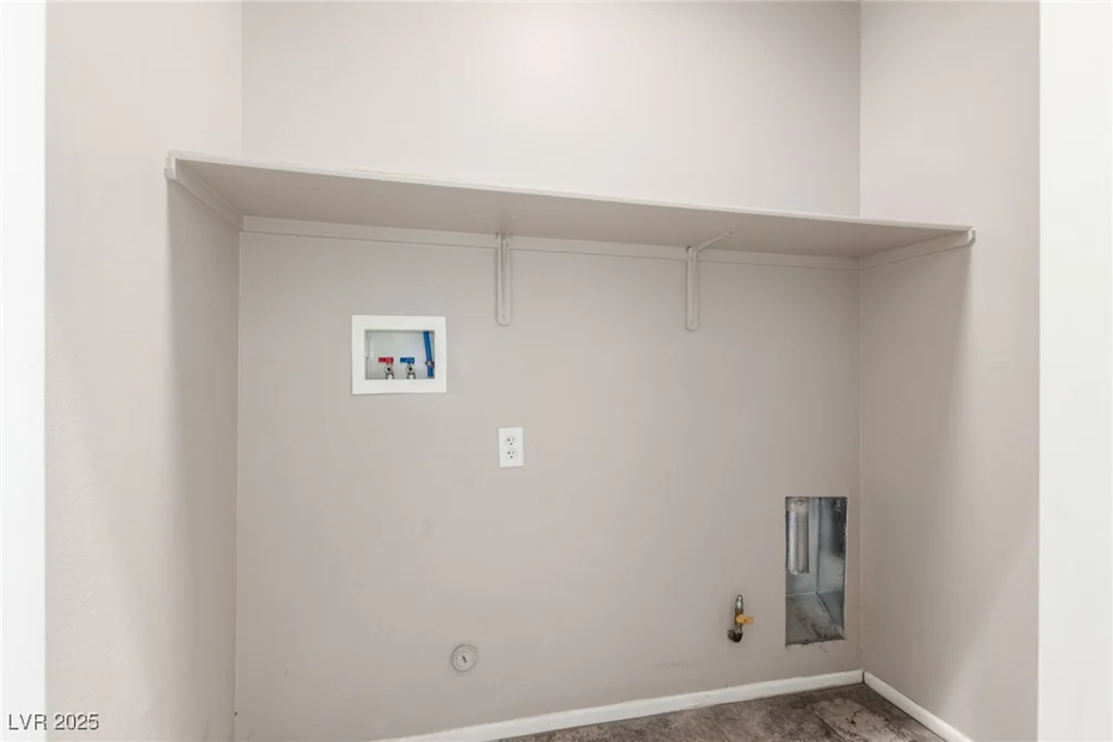 8266 Lincoln Valley, Las Vegas, NV 89123