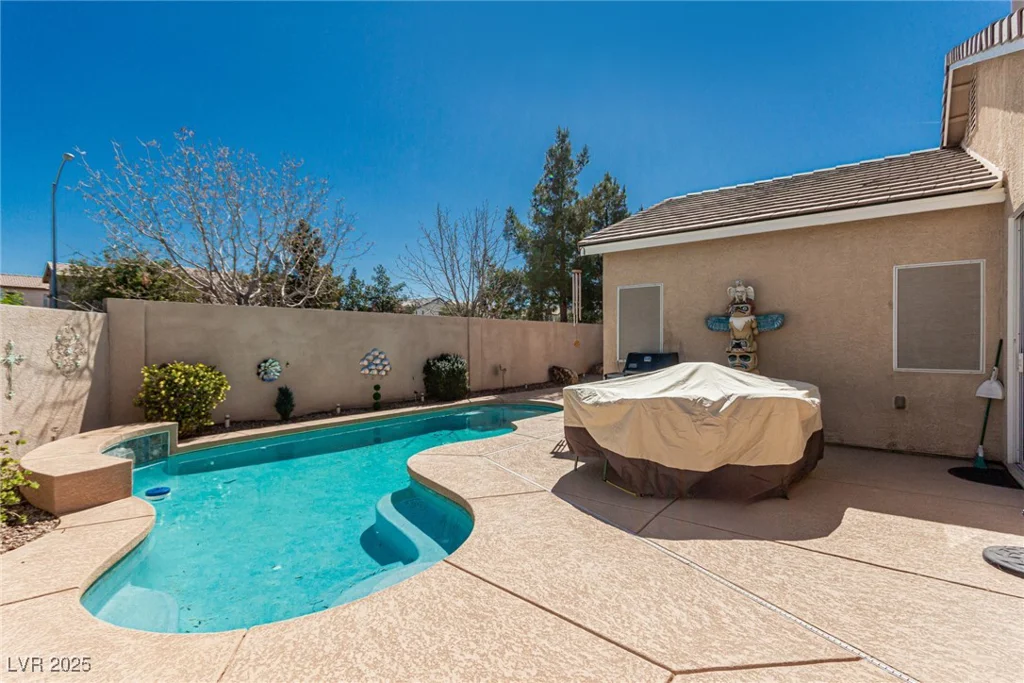 8266 Lincoln Valley, Las Vegas, NV 89123