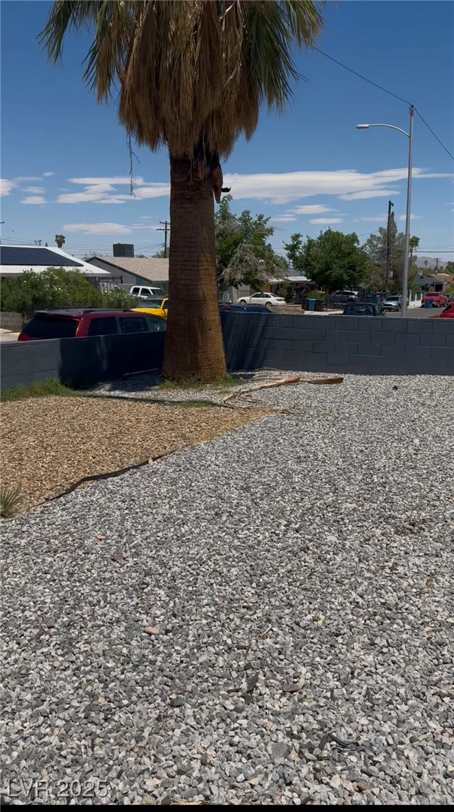 5305 Sugarfoot, Las Vegas, NV 89107
