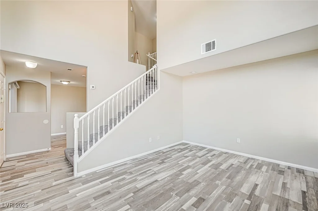 3950 Sandhill, Las Vegas, NV 89121