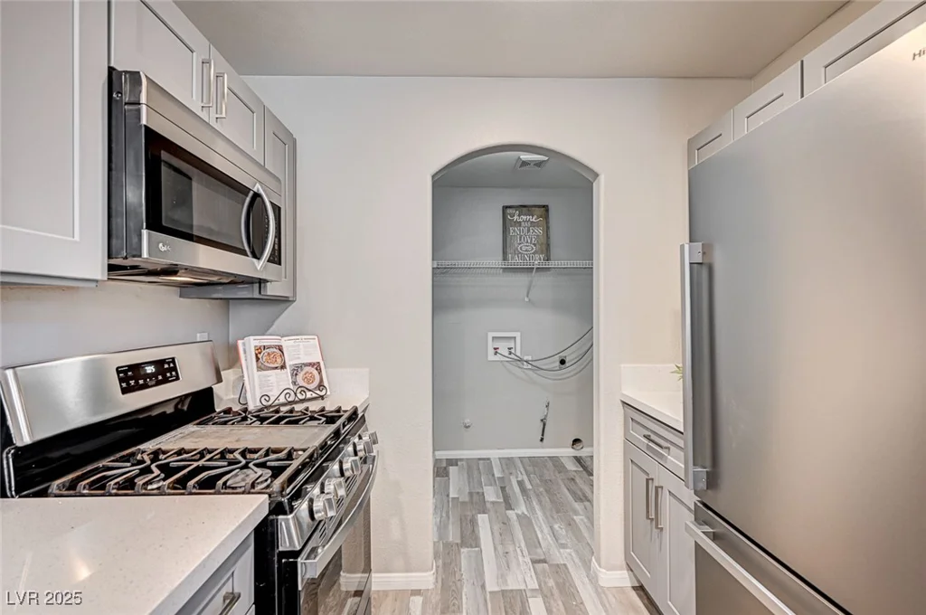 3950 Sandhill, Las Vegas, NV 89121