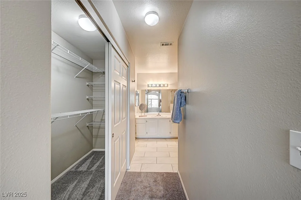 3950 Sandhill, Las Vegas, NV 89121