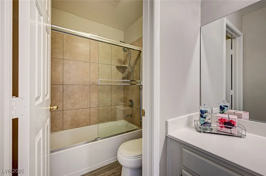 3950 Sandhill, Las Vegas, NV 89121