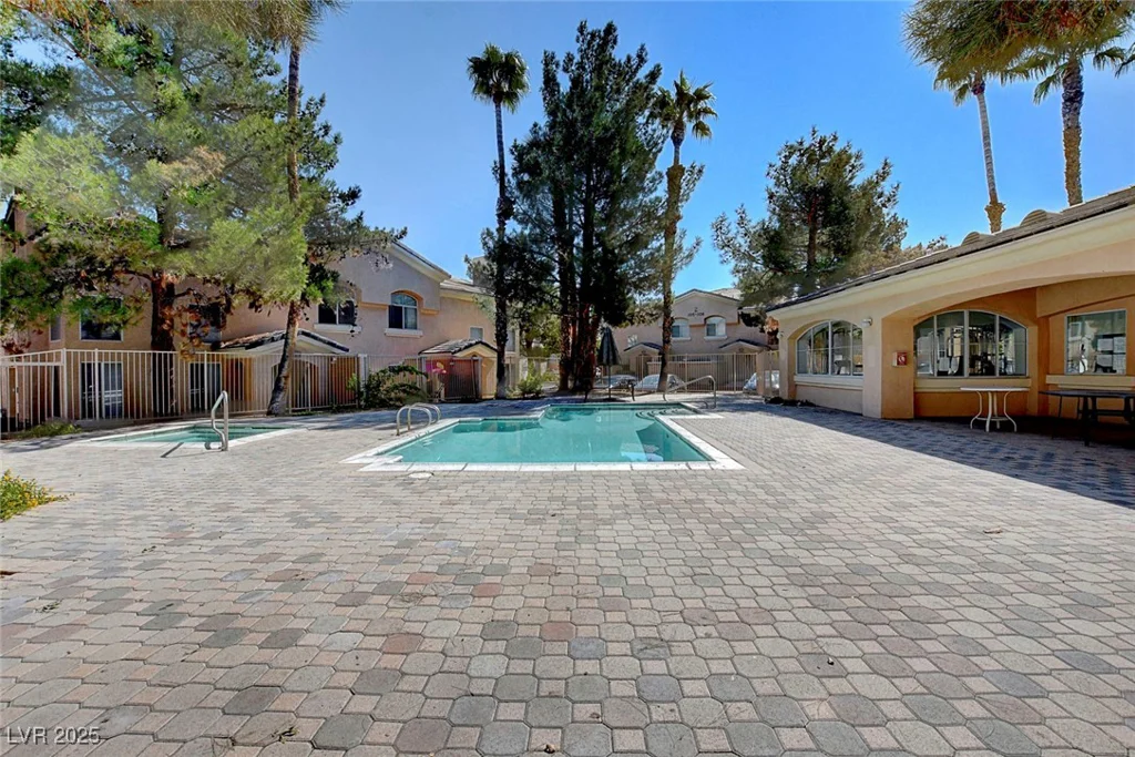 3950 Sandhill, Las Vegas, NV 89121