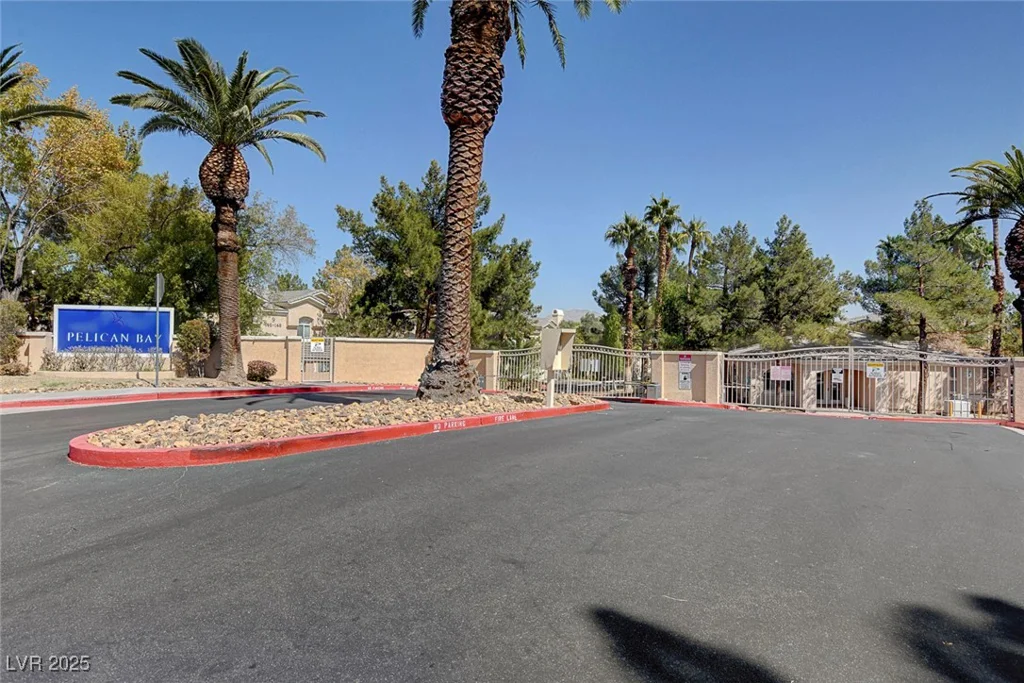 3950 Sandhill, Las Vegas, NV 89121