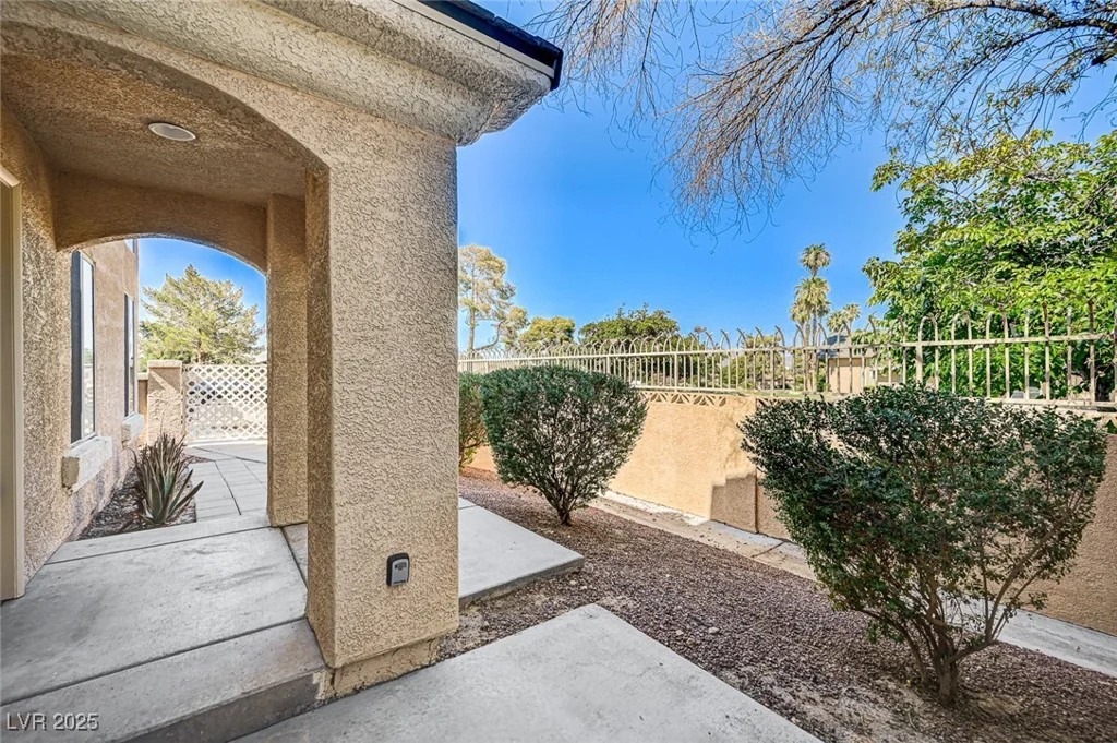 3950 Sandhill, Las Vegas, NV 89121