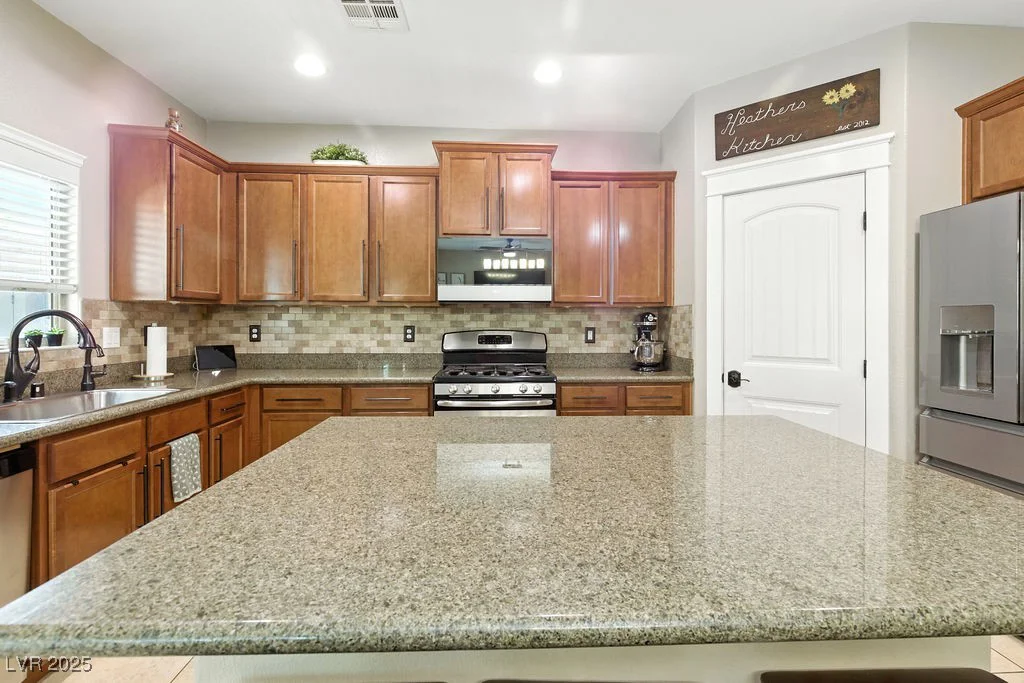 9325 Forest Meadows, Las Vegas, NV 89149