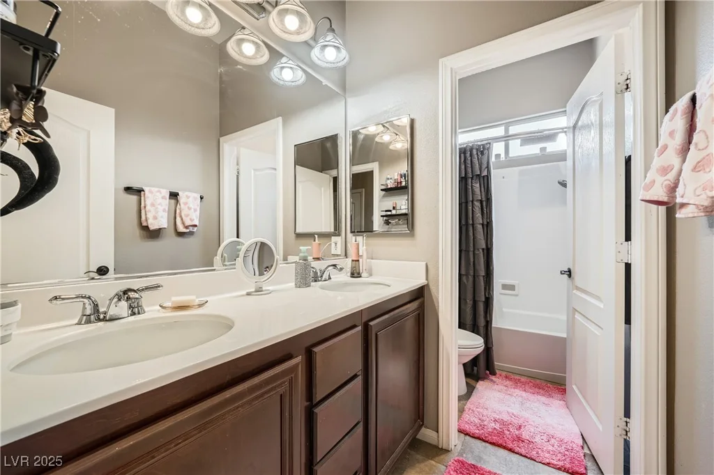 8032 Audubon Canyon, Las Vegas, NV 89131