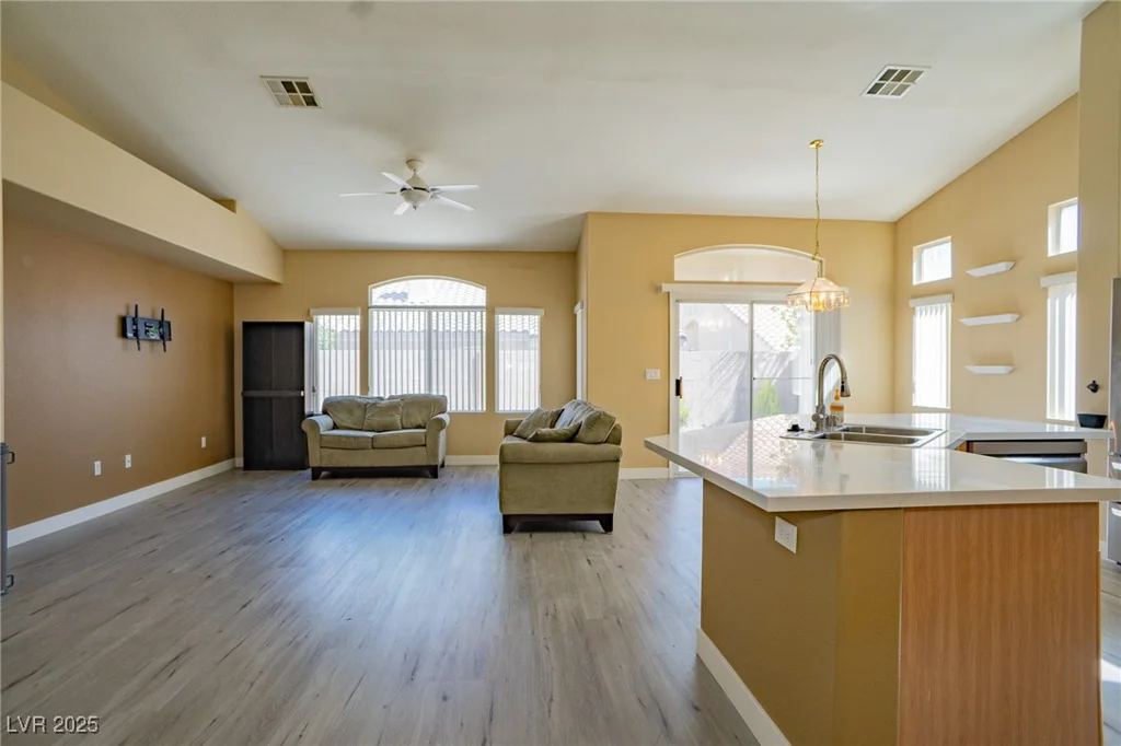 9710 Geiger Peak, Las Vegas, NV 89148