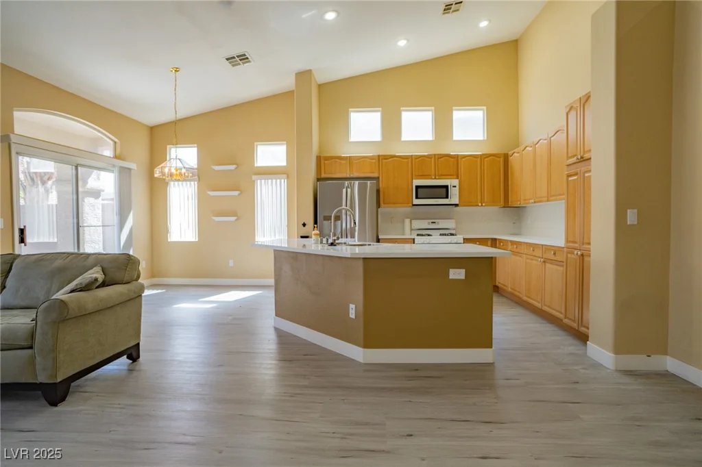 9710 Geiger Peak, Las Vegas, NV 89148