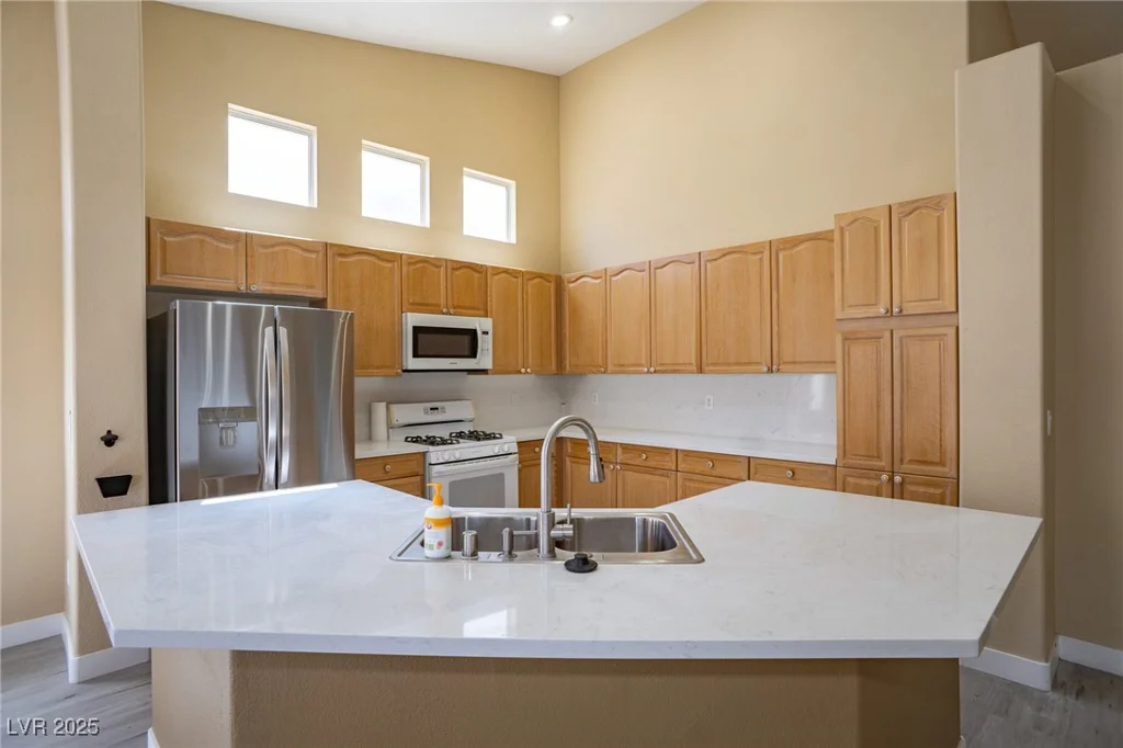 9710 Geiger Peak, Las Vegas, NV 89148
