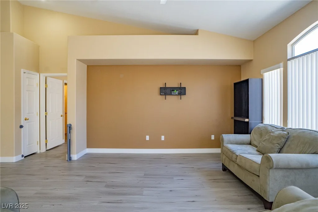 9710 Geiger Peak, Las Vegas, NV 89148