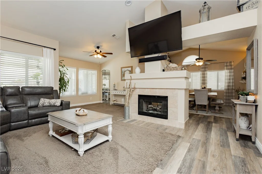 4813 Virginia Falls, Las Vegas, NV 89130