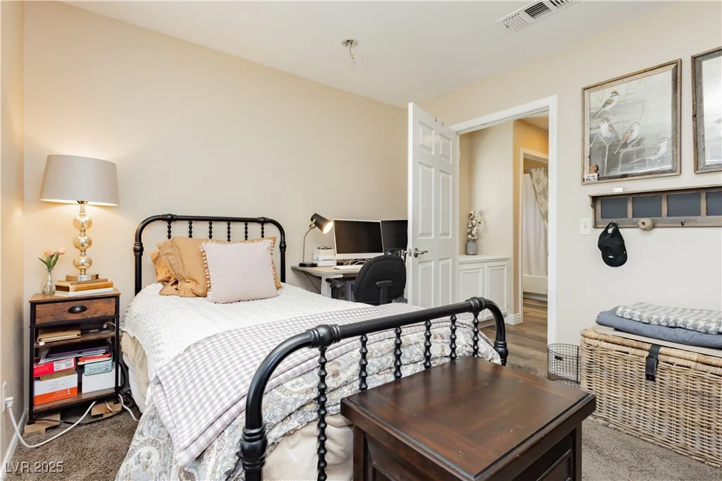 4813 Virginia Falls, Las Vegas, NV 89130