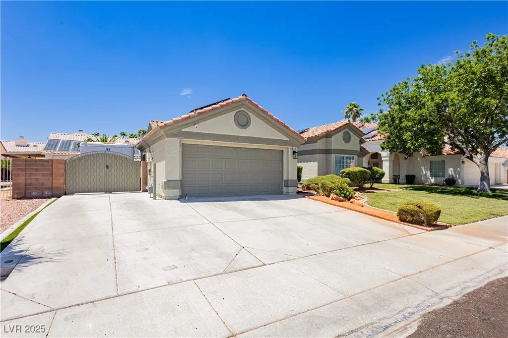 4813 Virginia Falls, Las Vegas, NV 89130