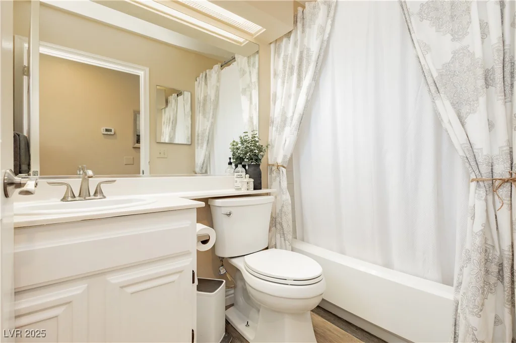4813 Virginia Falls, Las Vegas, NV 89130