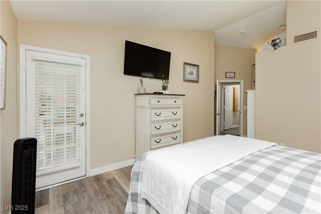 4813 Virginia Falls, Las Vegas, NV 89130