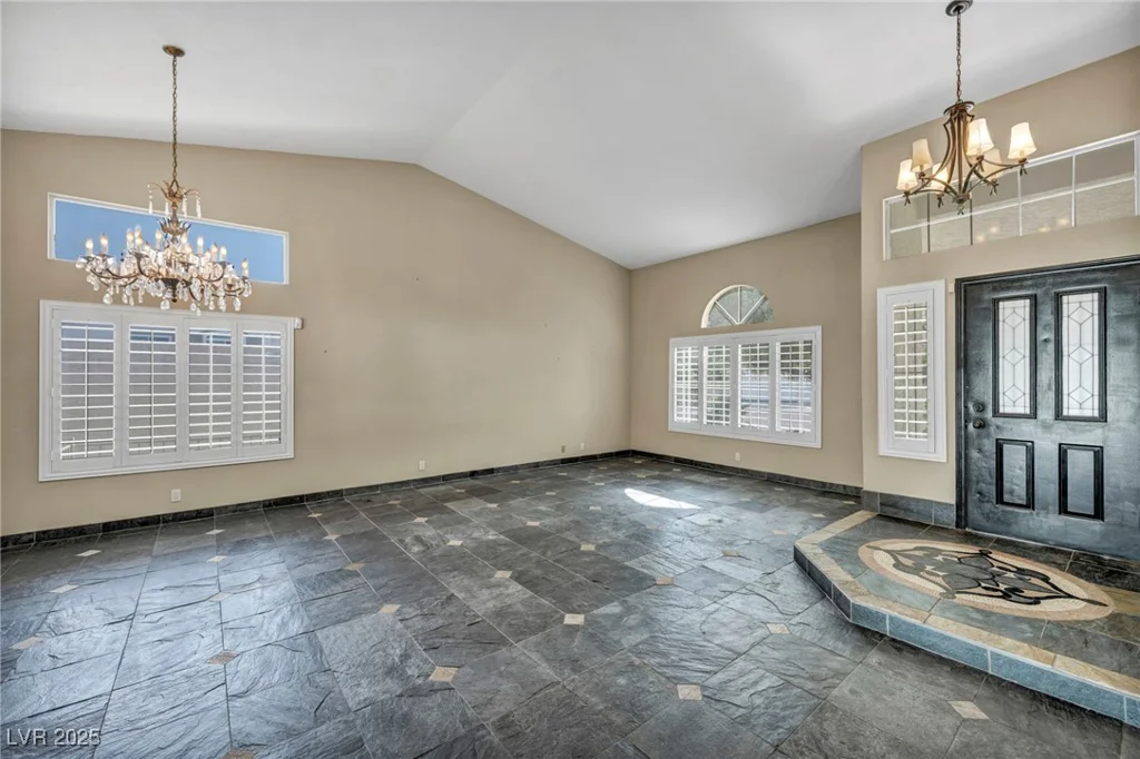 10024 Skipper, Las Vegas, NV 89117