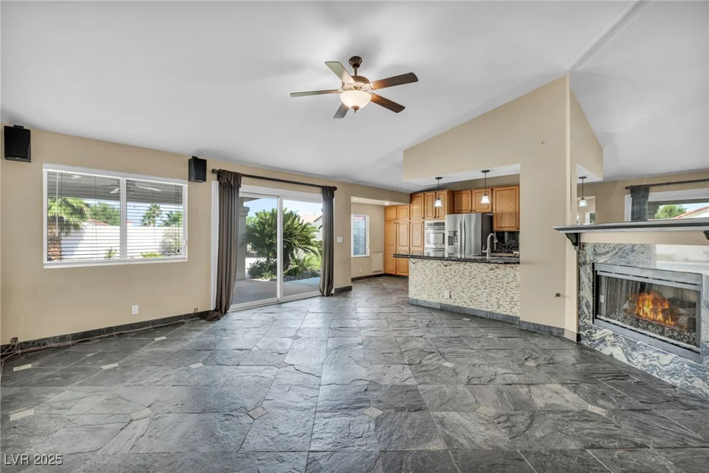 10024 Skipper, Las Vegas, NV 89117