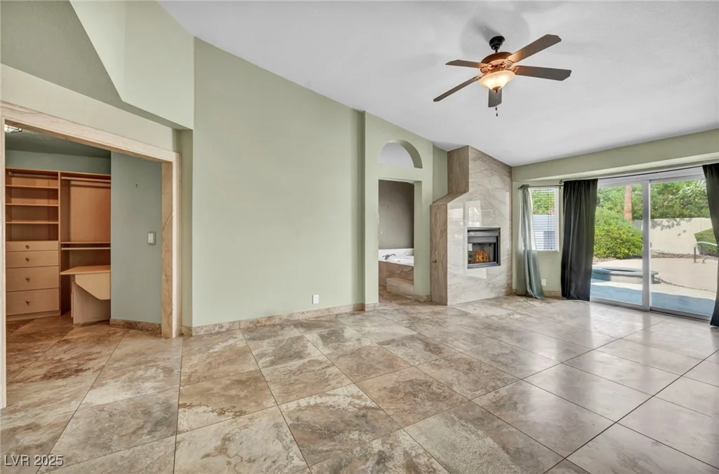10024 Skipper, Las Vegas, NV 89117